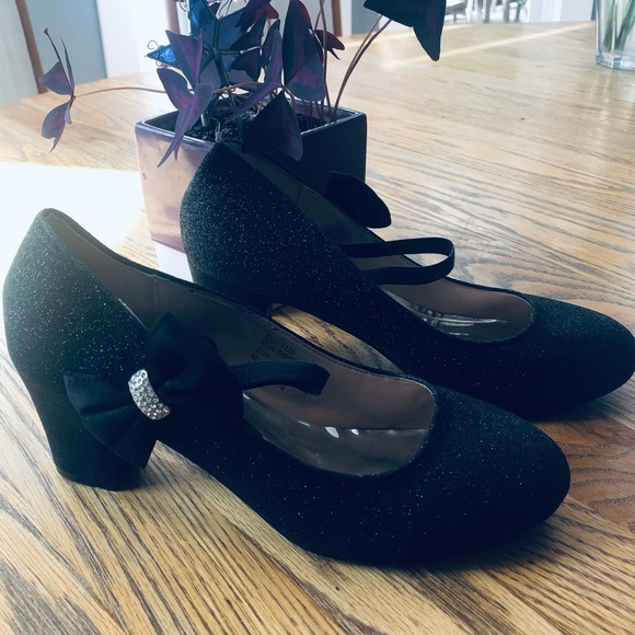 Badgley Mischka Size 4 Girls Janelle Pump Black Glitter Block Heels Rhinestones - Picture 4 of 11
